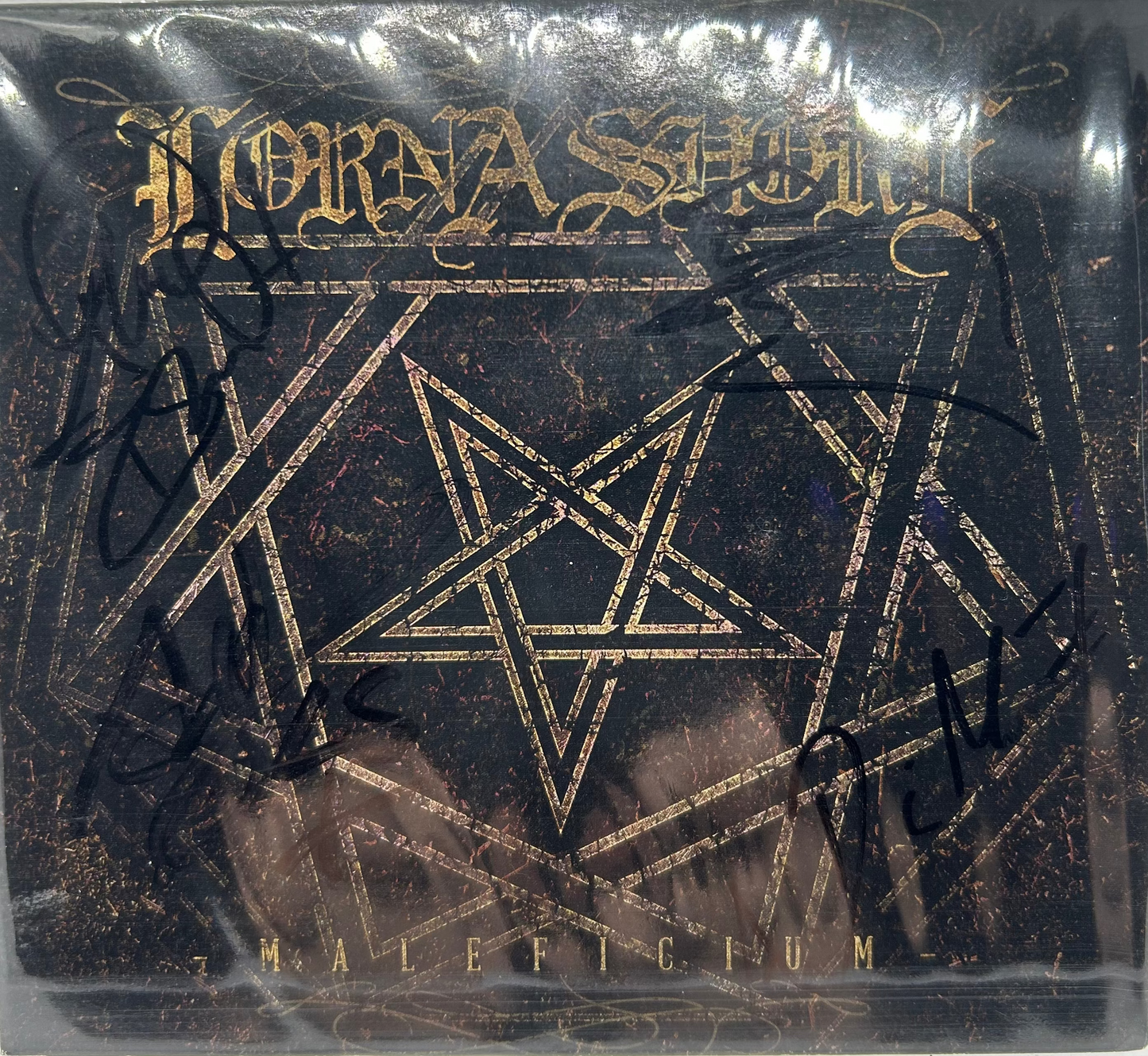 (USED) Lorna Shore - Maleficium (CD) AUTOGRAPHED