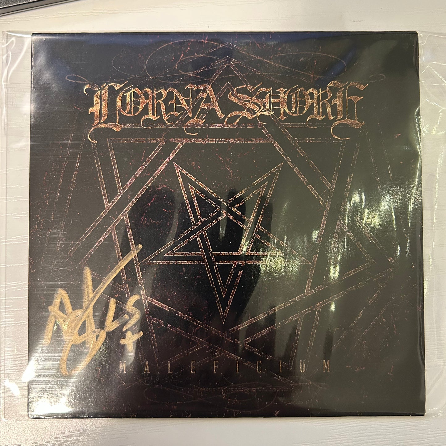 (USED) Lorna Shore - Maleficium (CD) AUTOGRAPHED